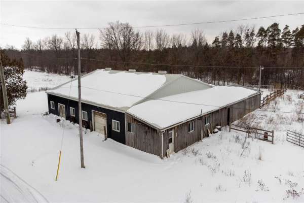 2027 Highway 6, Hamilton