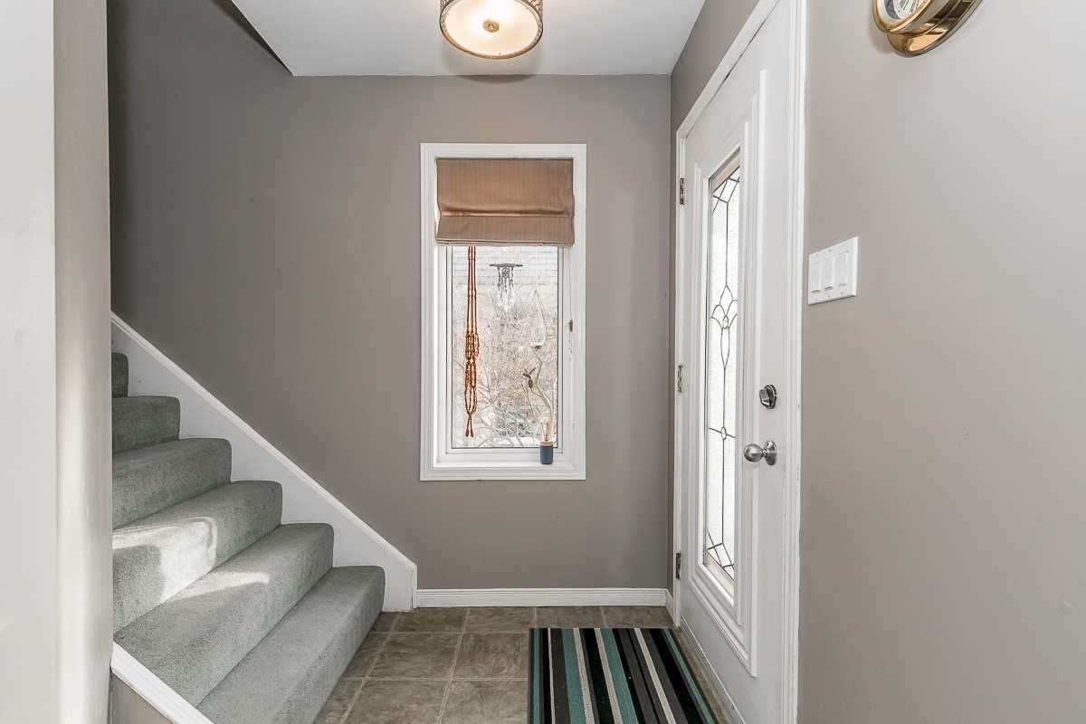 318 Andrew St