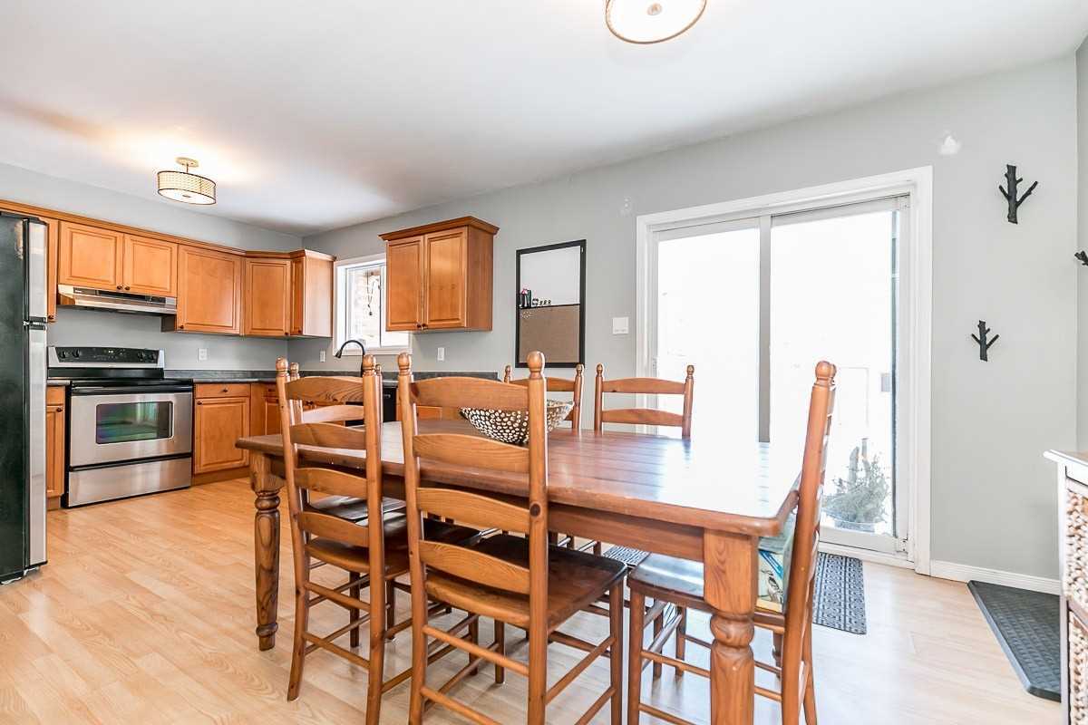 318 Andrew St