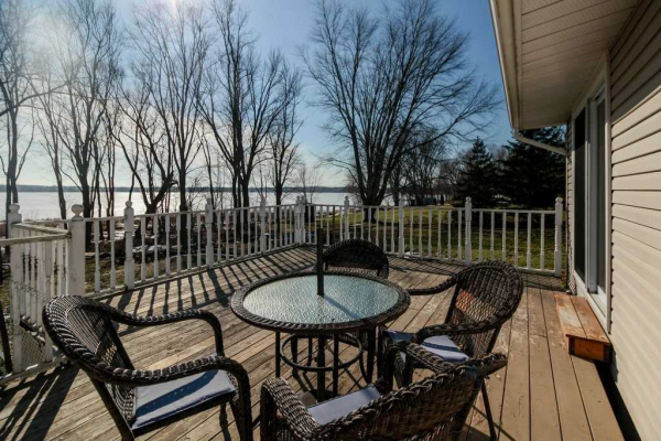 1507 Lakeside Dr, Prince Edward County