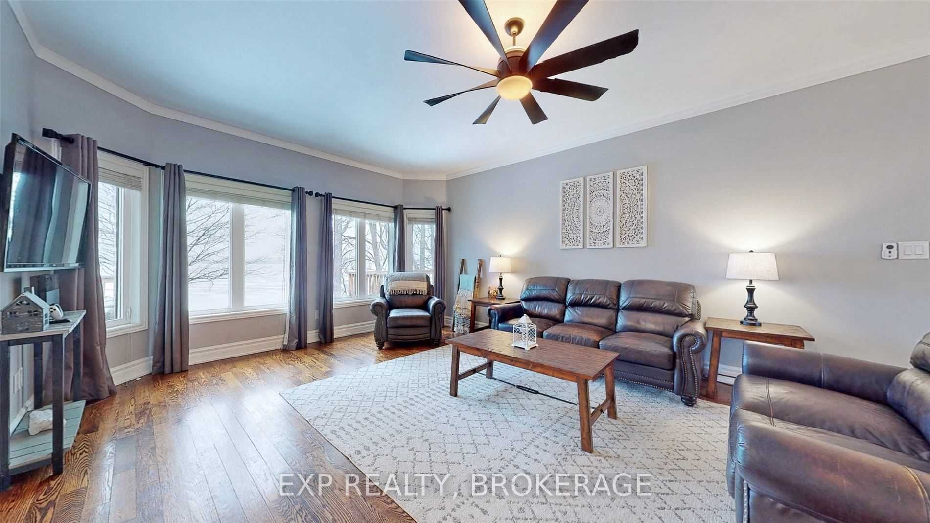 Listing X5912975 - Large Photo # 3