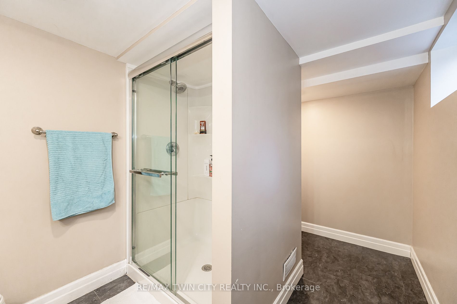 Listing X5913340 - Large Photo # 30