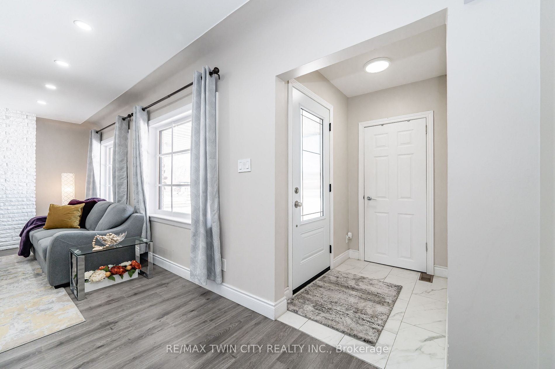 Listing X5913340 - Large Photo # 3