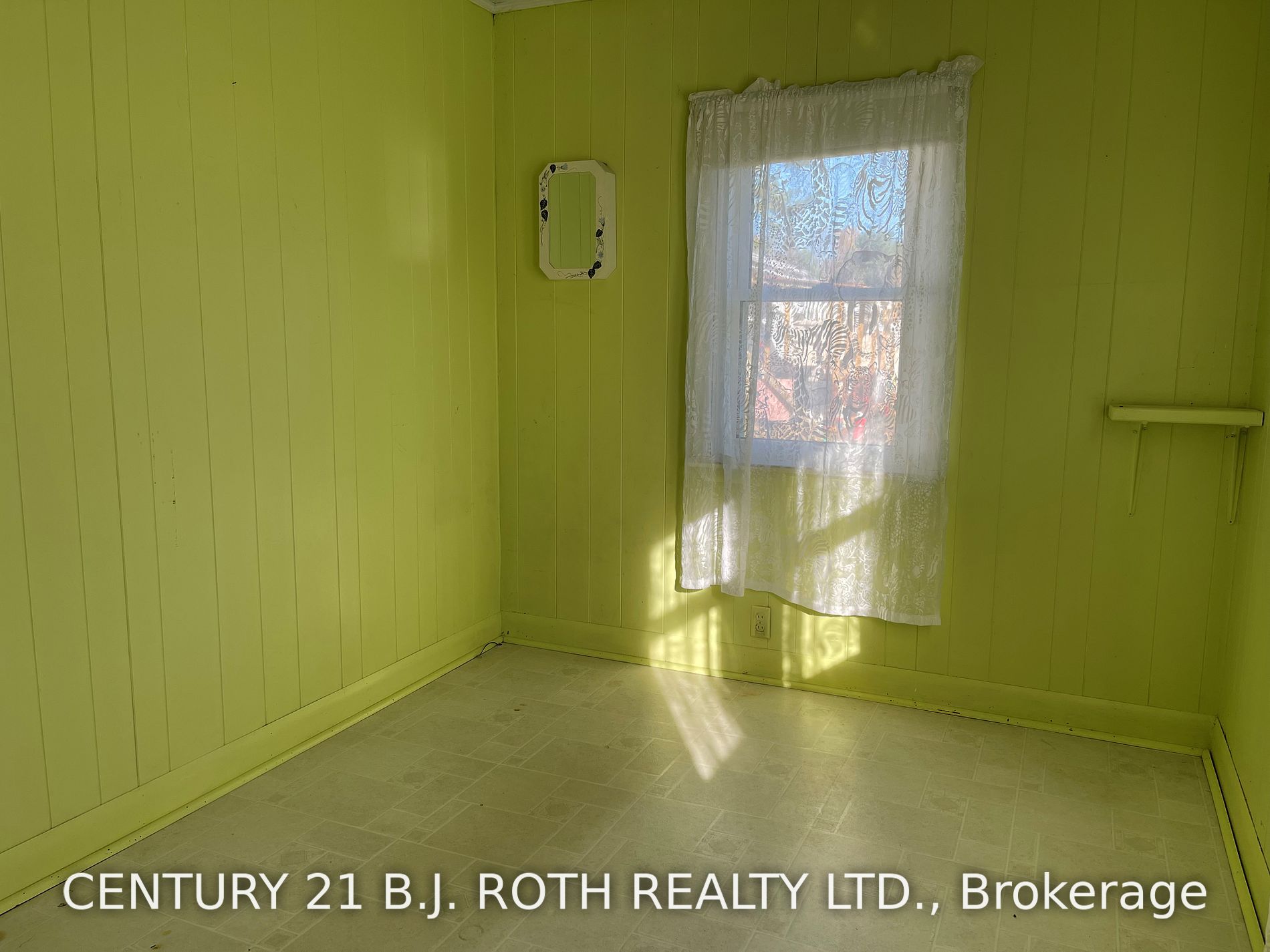 1863 Victoria Rd