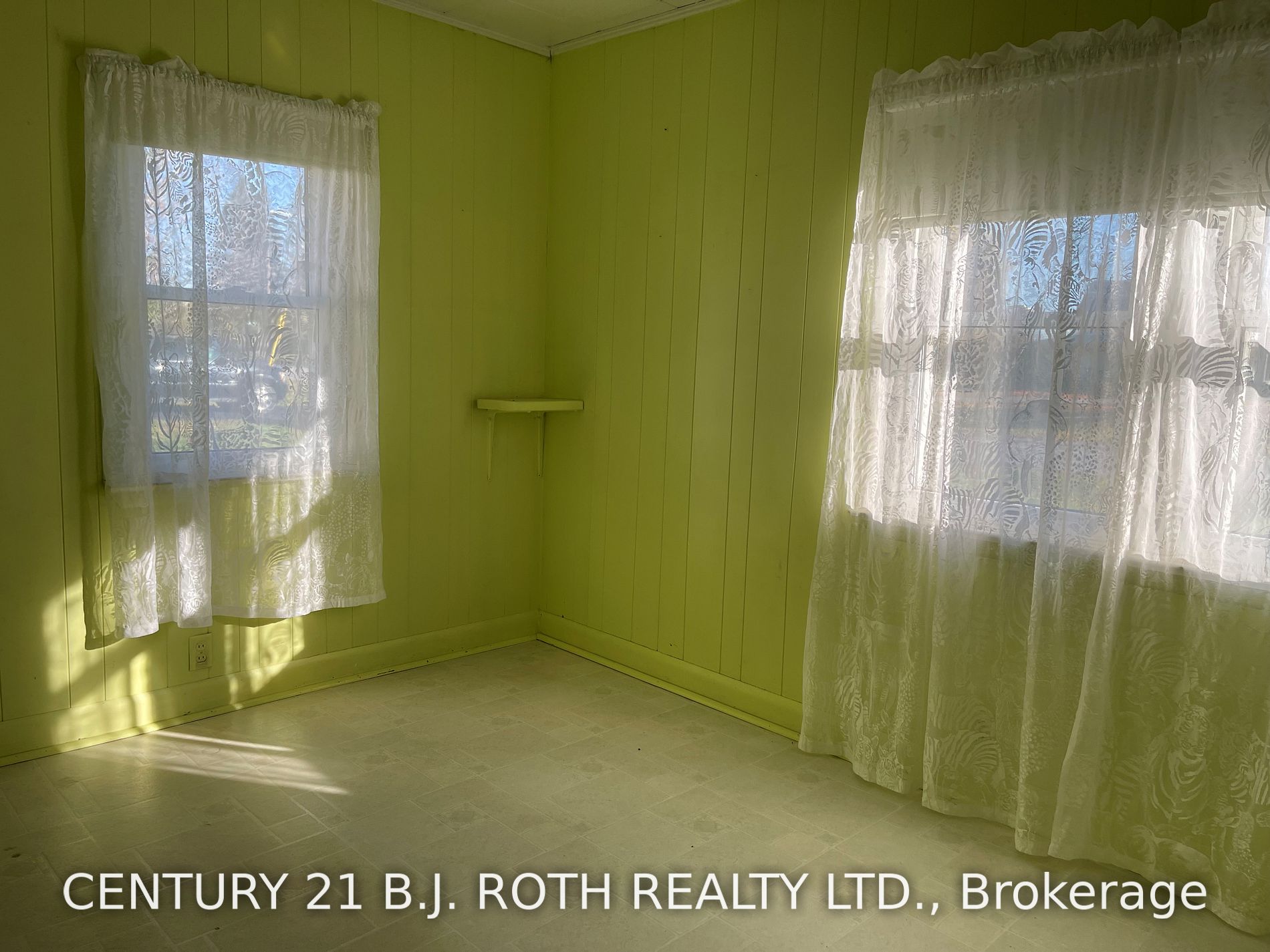 1863 Victoria Rd