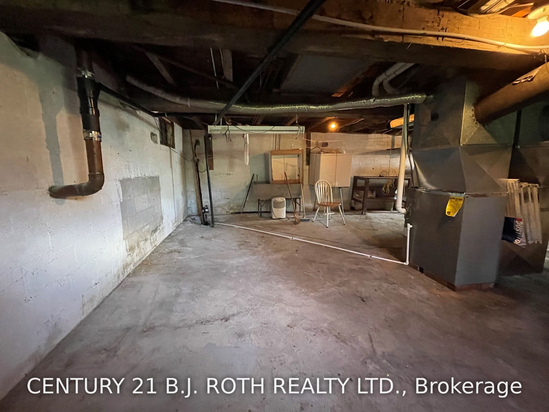 1863 Victoria Rd
