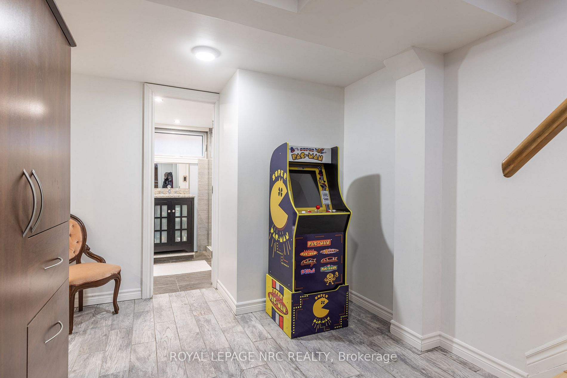 5 Northridge Ave