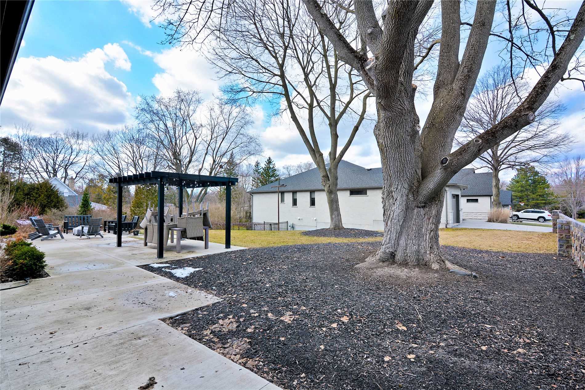 891 Riverside Drive