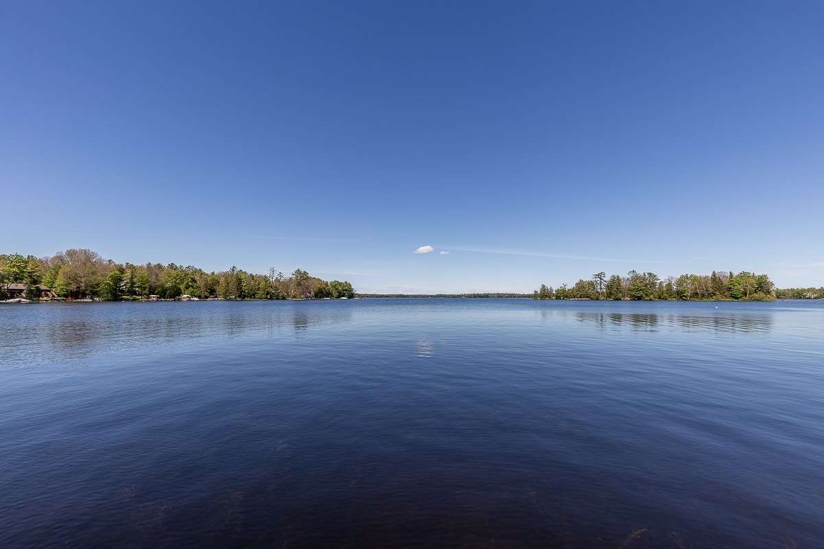 36 Yellowhead Island