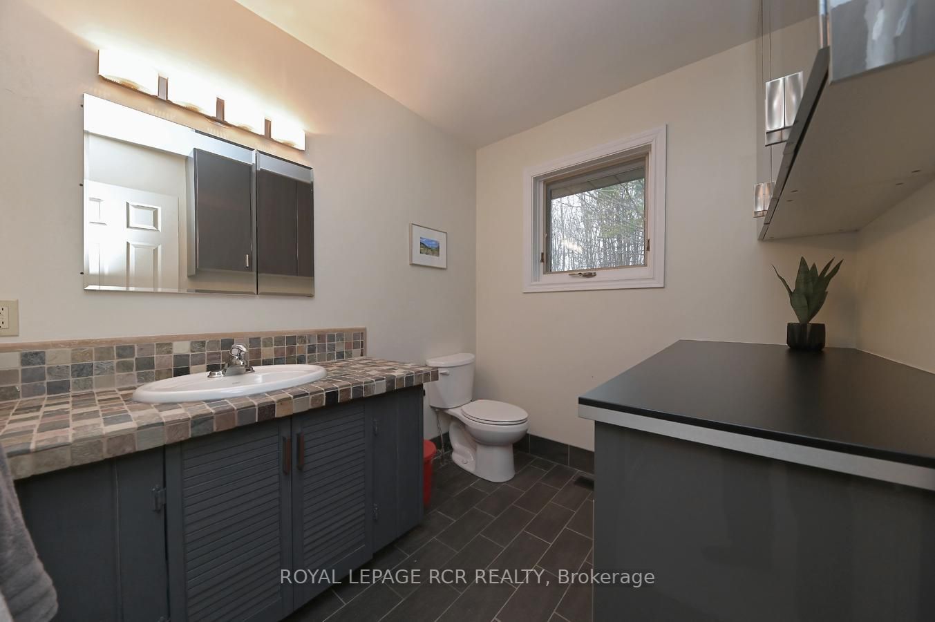 Listing X5917608 - Large Photo # 17