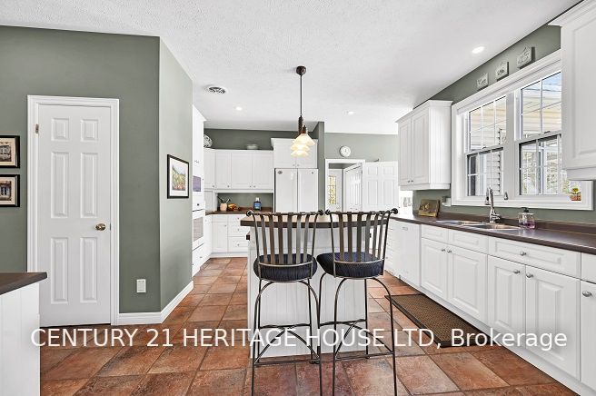 Listing X5918124 - Large Photo # 2
