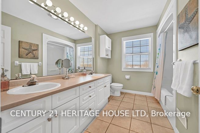 Listing X5918124 - Large Photo # 31