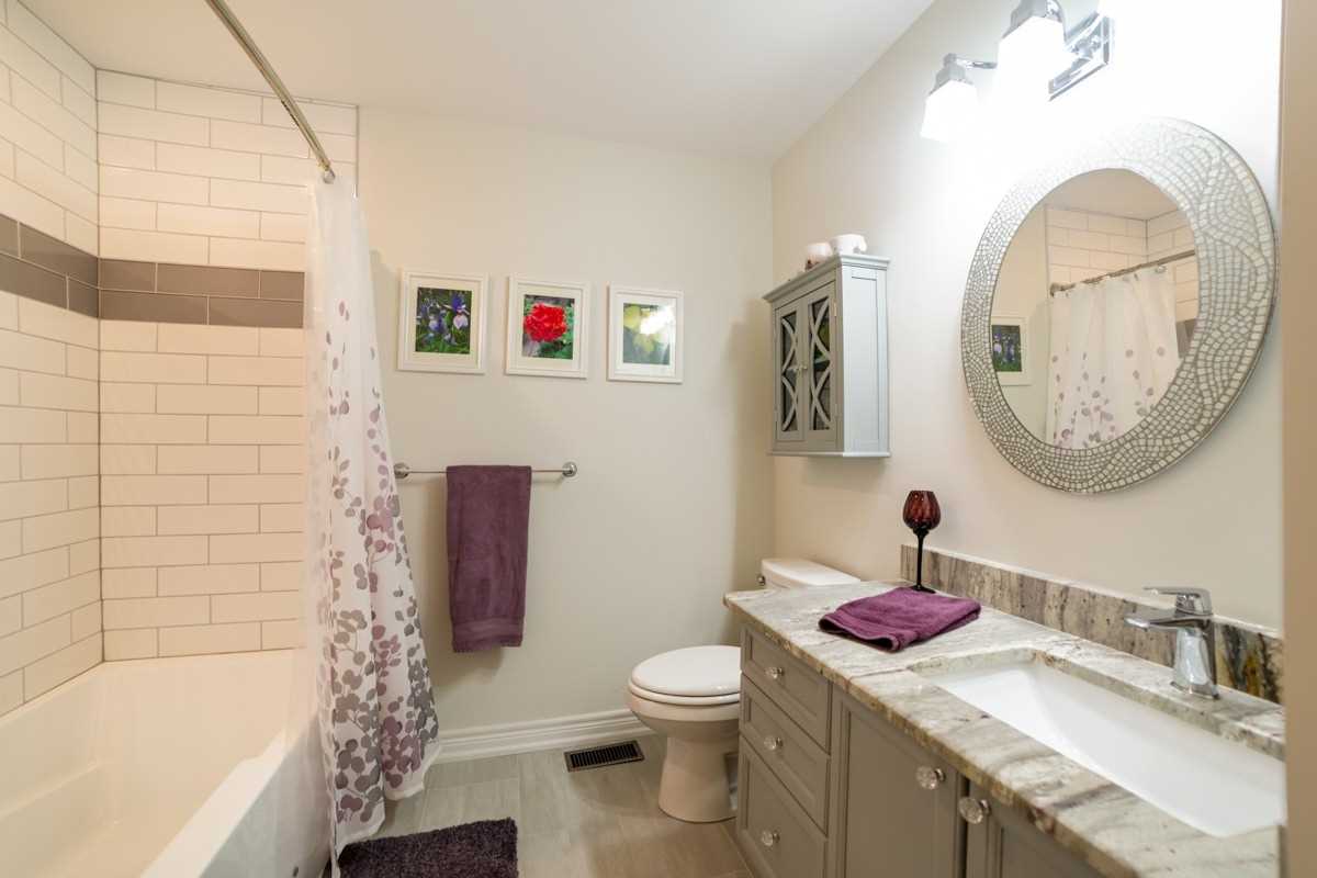 371 Wilson St E, #5