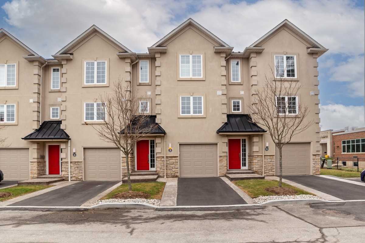 371 Wilson St E, #5