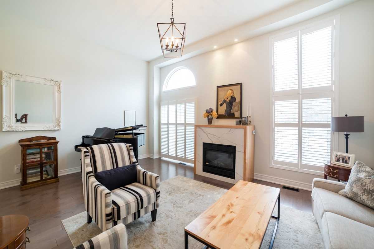 371 Wilson St E, #5