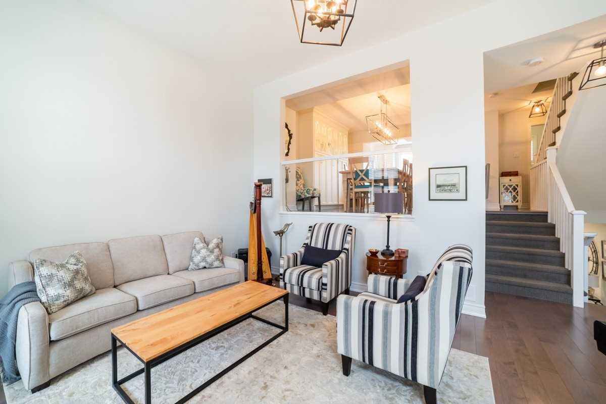 371 Wilson St E, #5