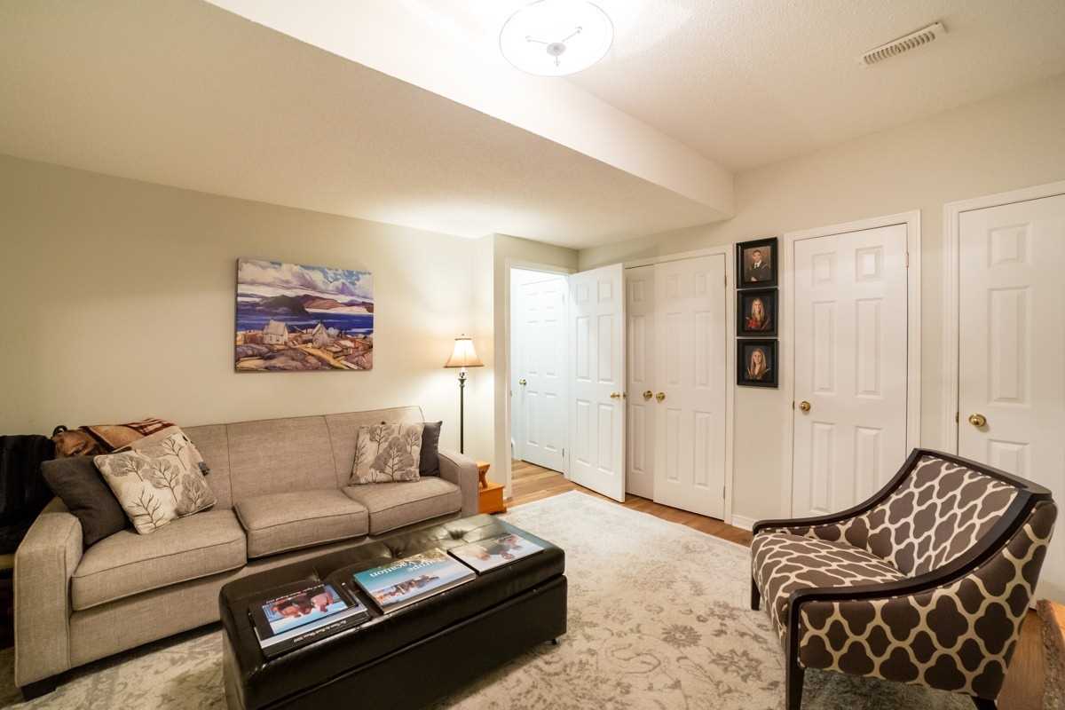 371 Wilson St E, #5