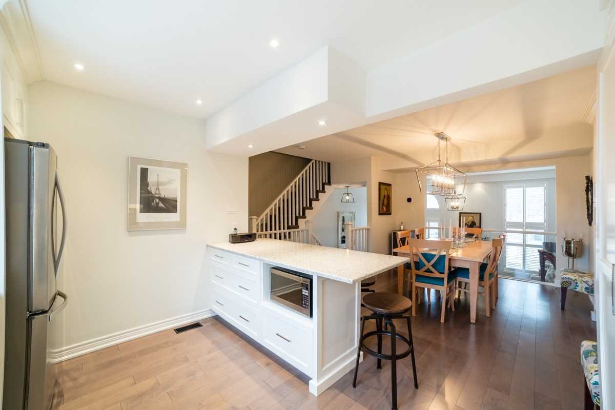 371 Wilson St E, #5