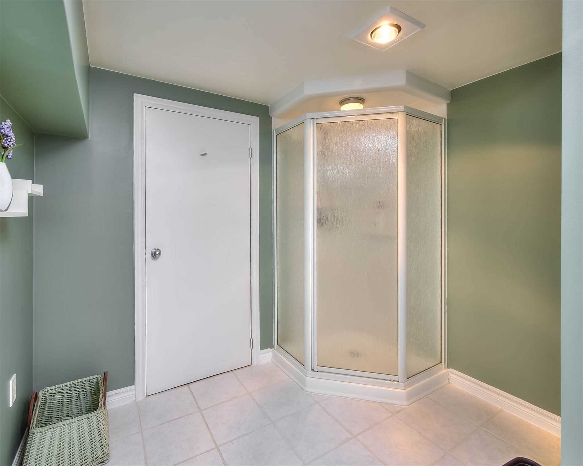 22 Blackhorne Crescent