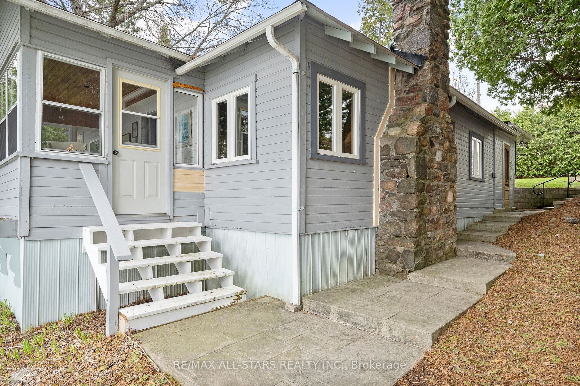 21 Potts Shore Road