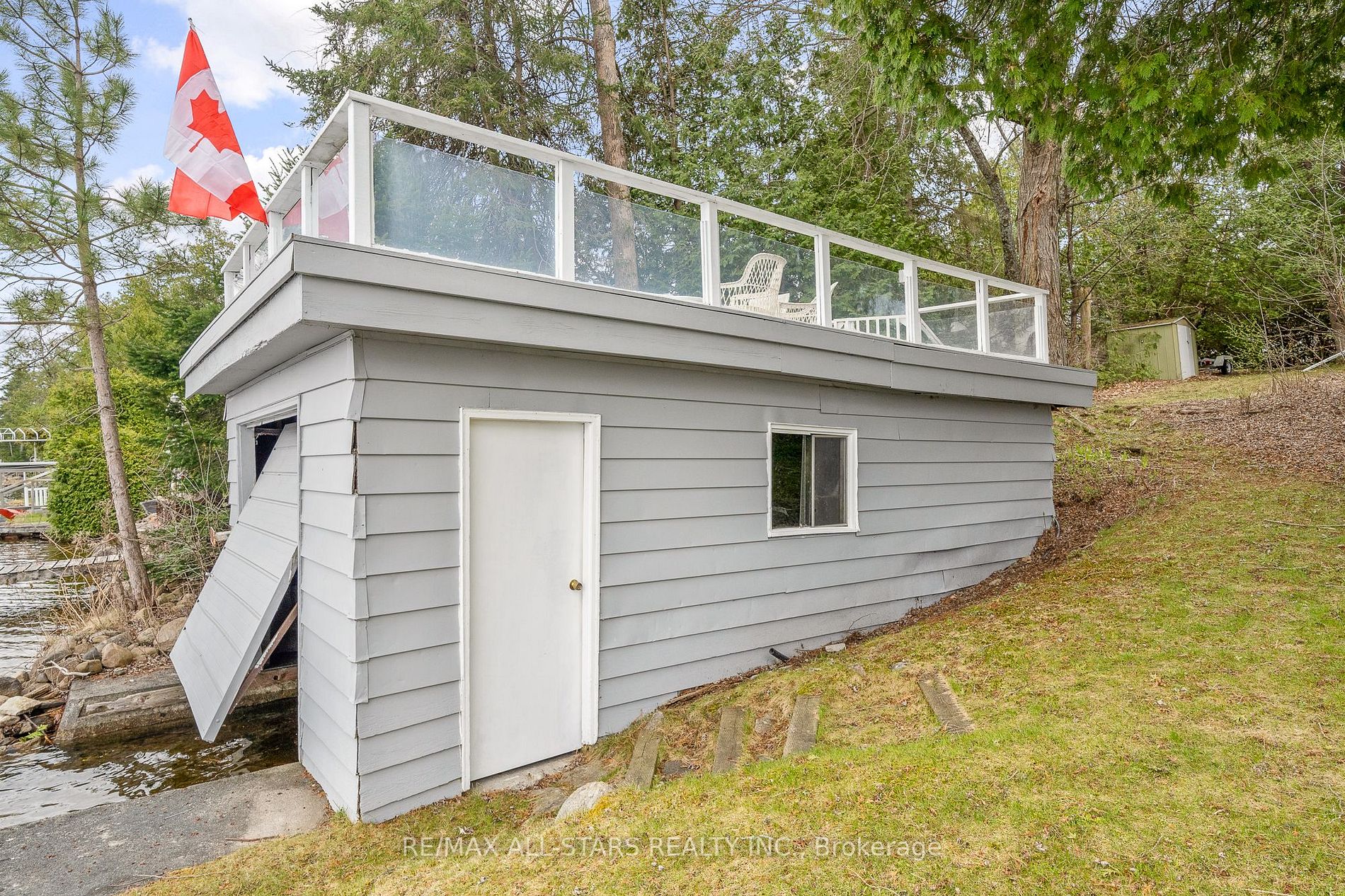21 Potts Shore Road