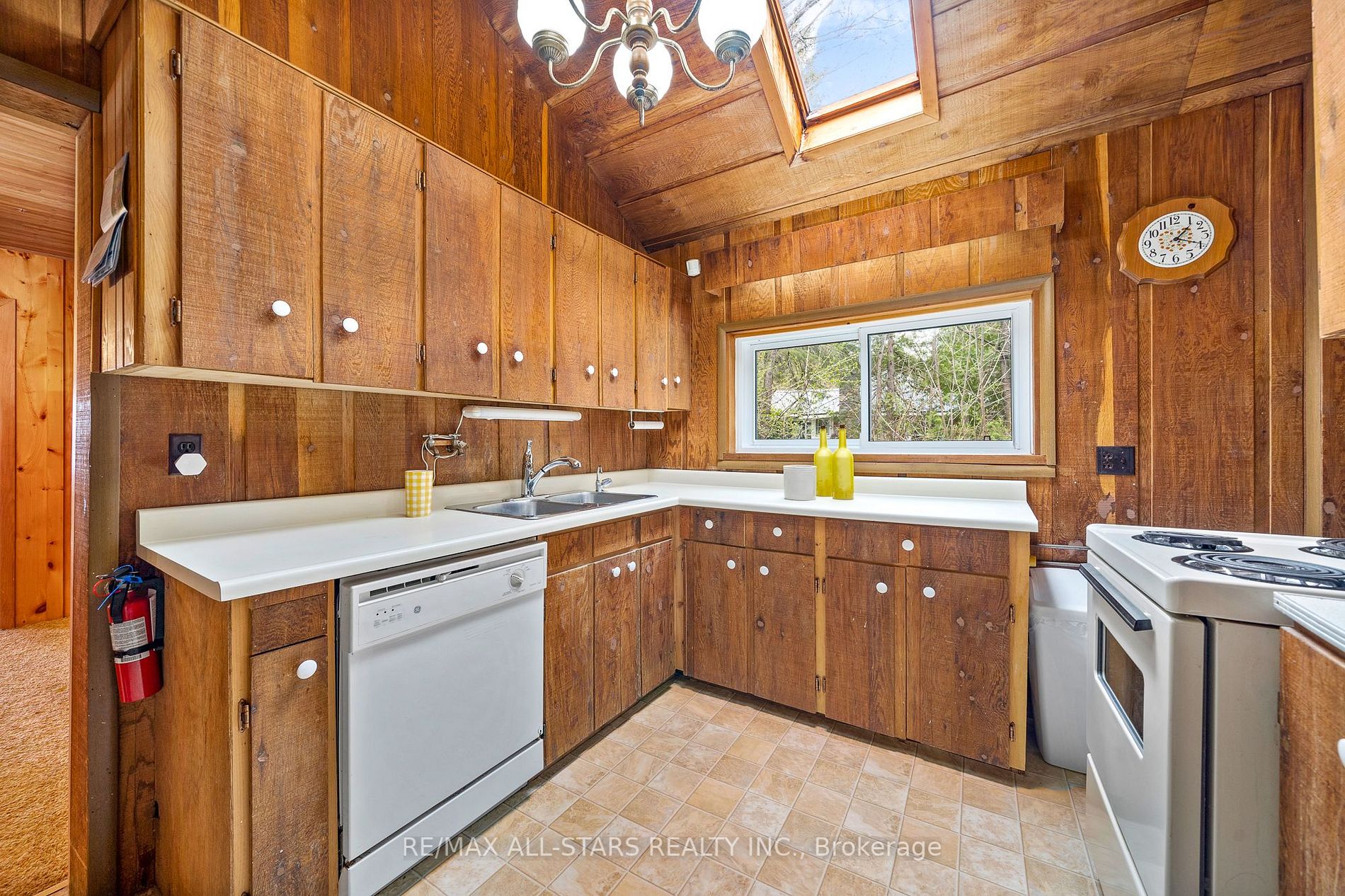 21 Potts Shore Road