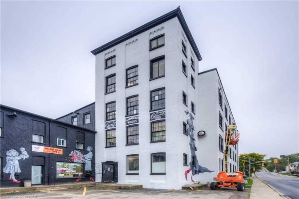 20 Park Hill Rd E, Cambridge