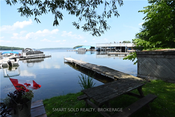 5296 Rice Lake Scenic Dr, Hamilton Township