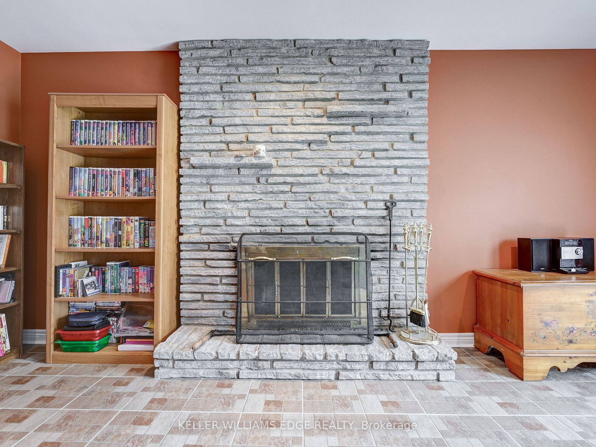 79 Ann St