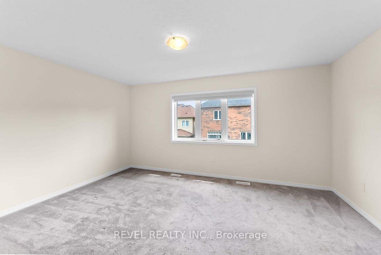 63 Esther Cres