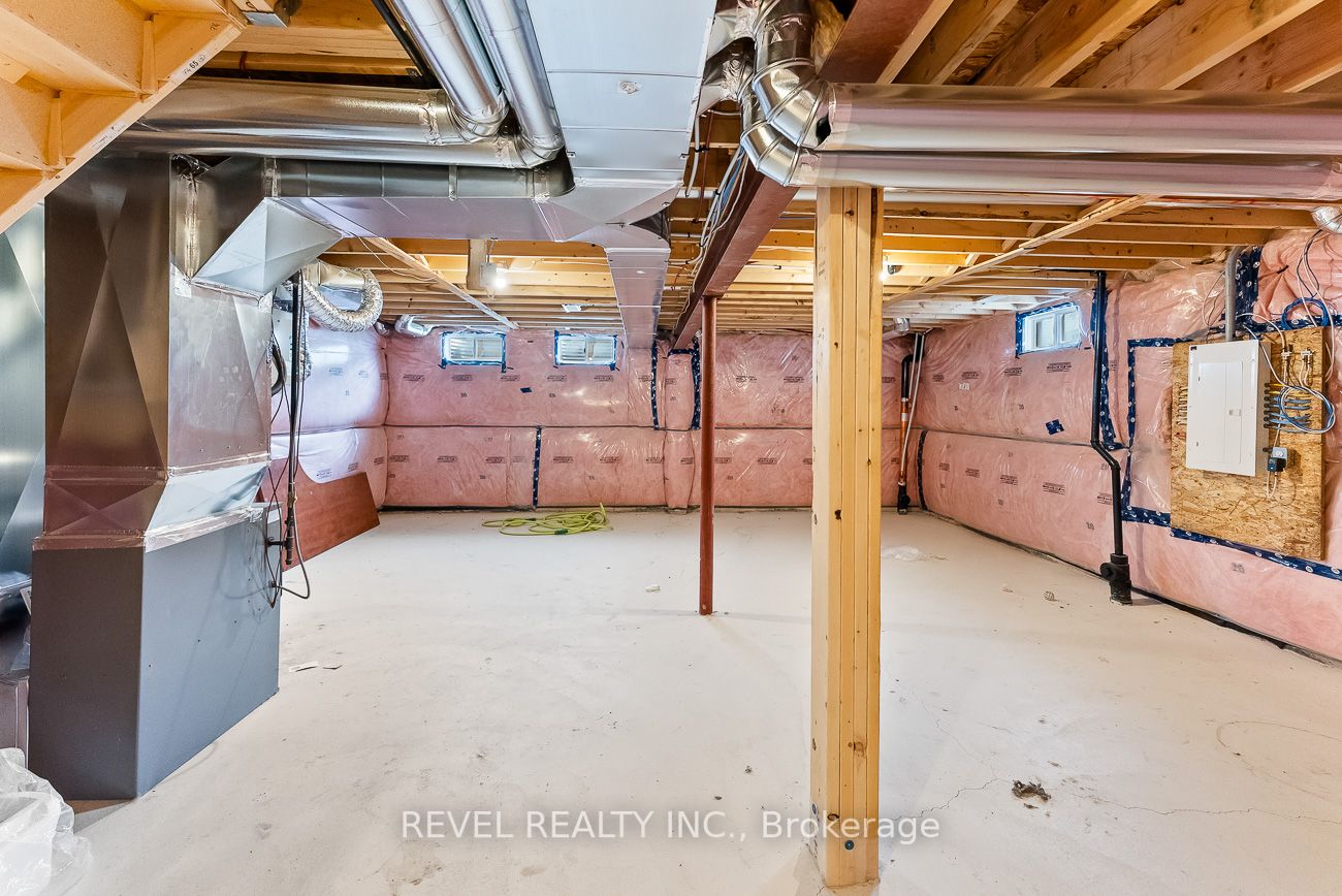 63 Esther Cres