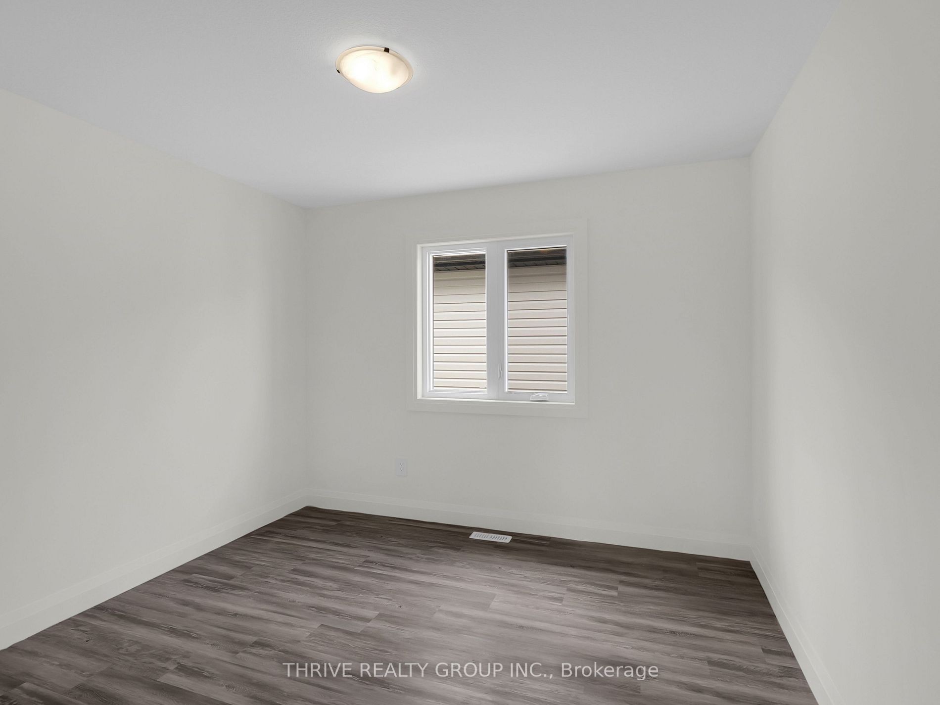 1454 Wright Crescent