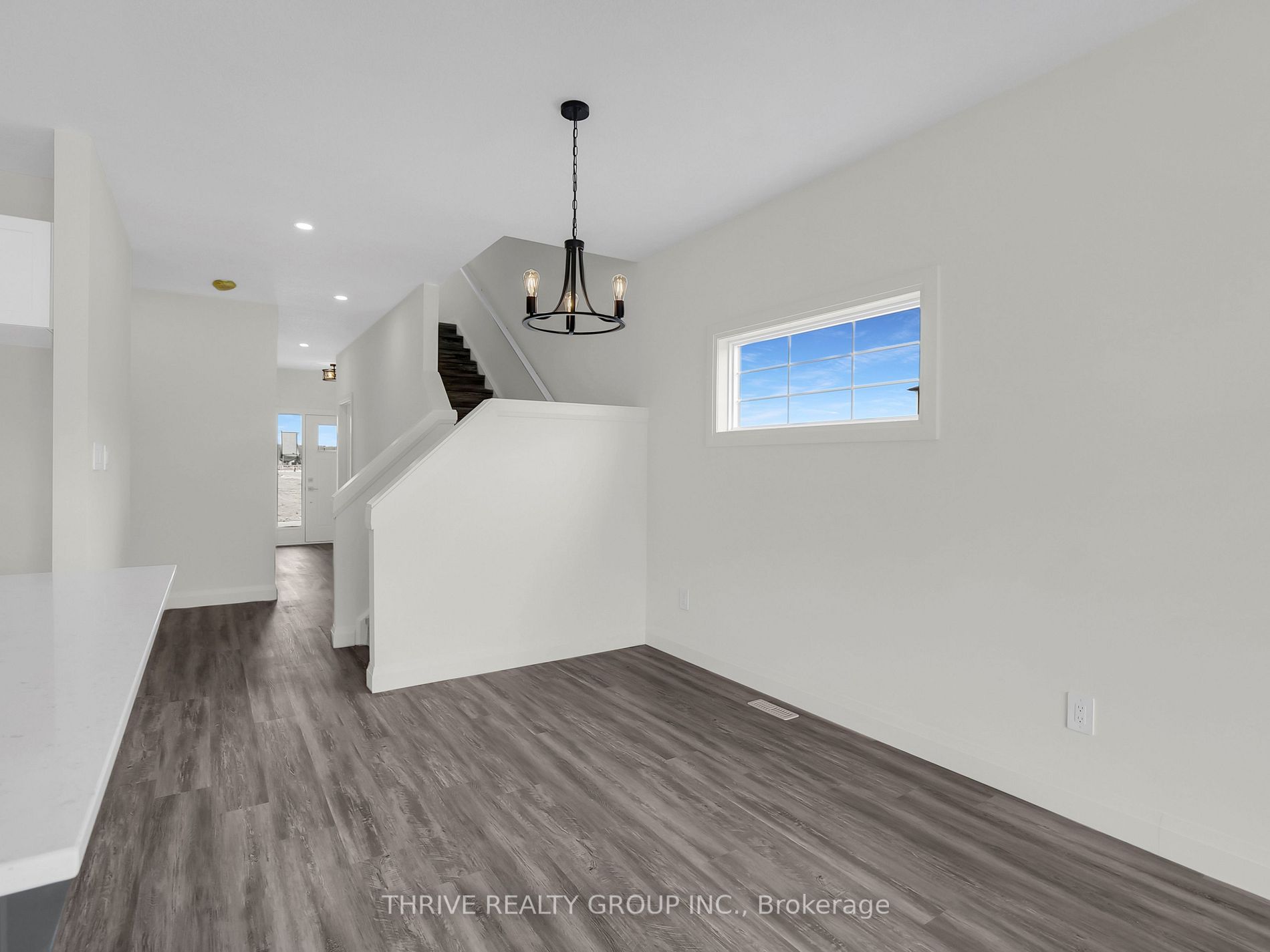 1454 Wright Crescent