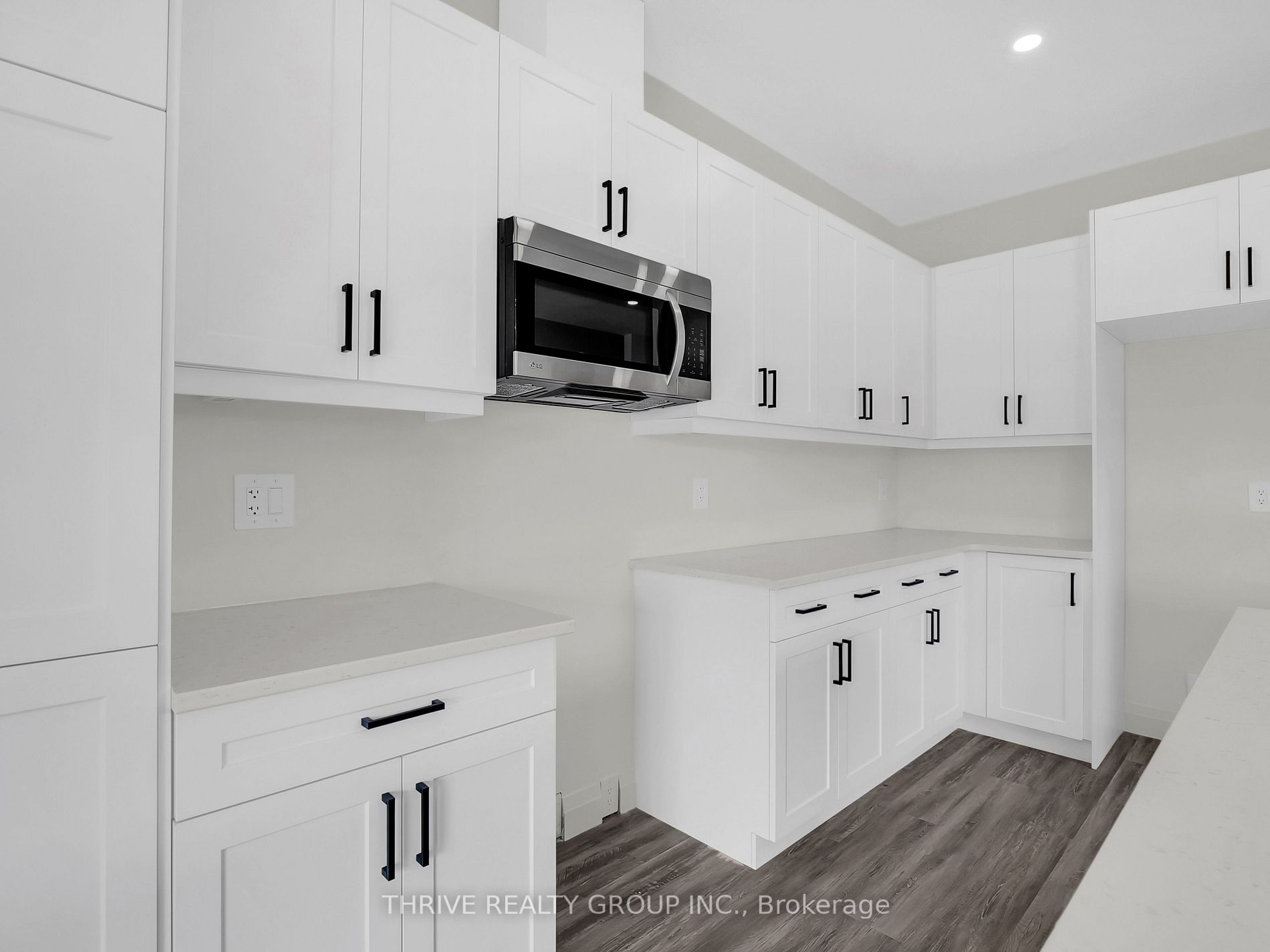 1454 Wright Crescent
