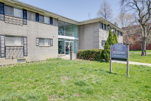 9050 Wyandotte St E, Windsor