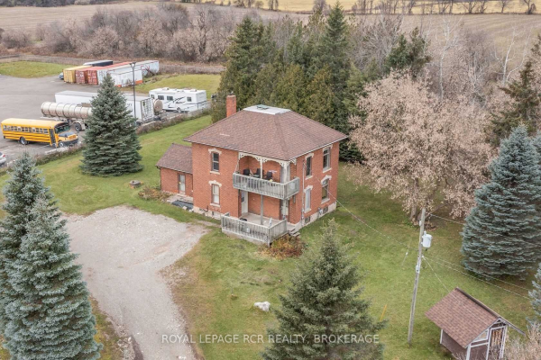 44 Pioneer Dr, Erin