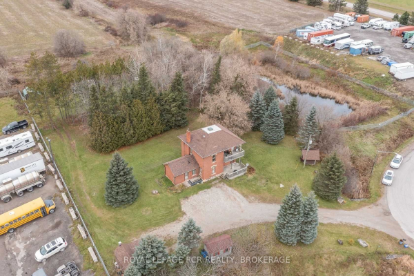 44 Pioneer Dr, Erin