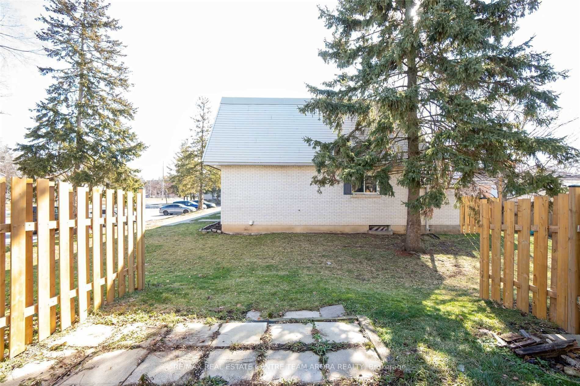 205 Boullee St, #26