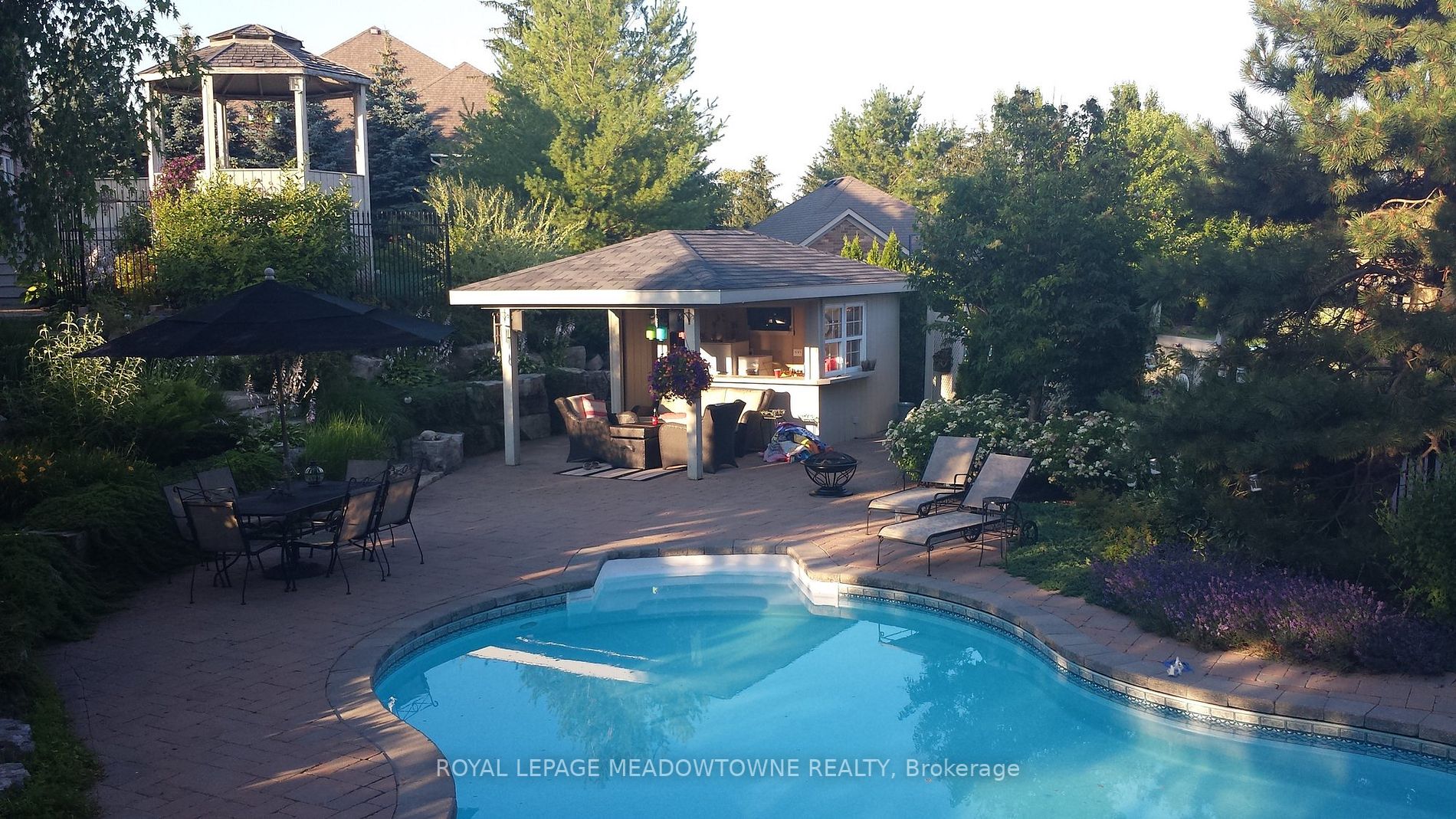 9 Palomino Drive