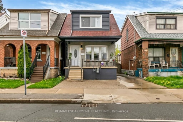 67 Gage Ave N