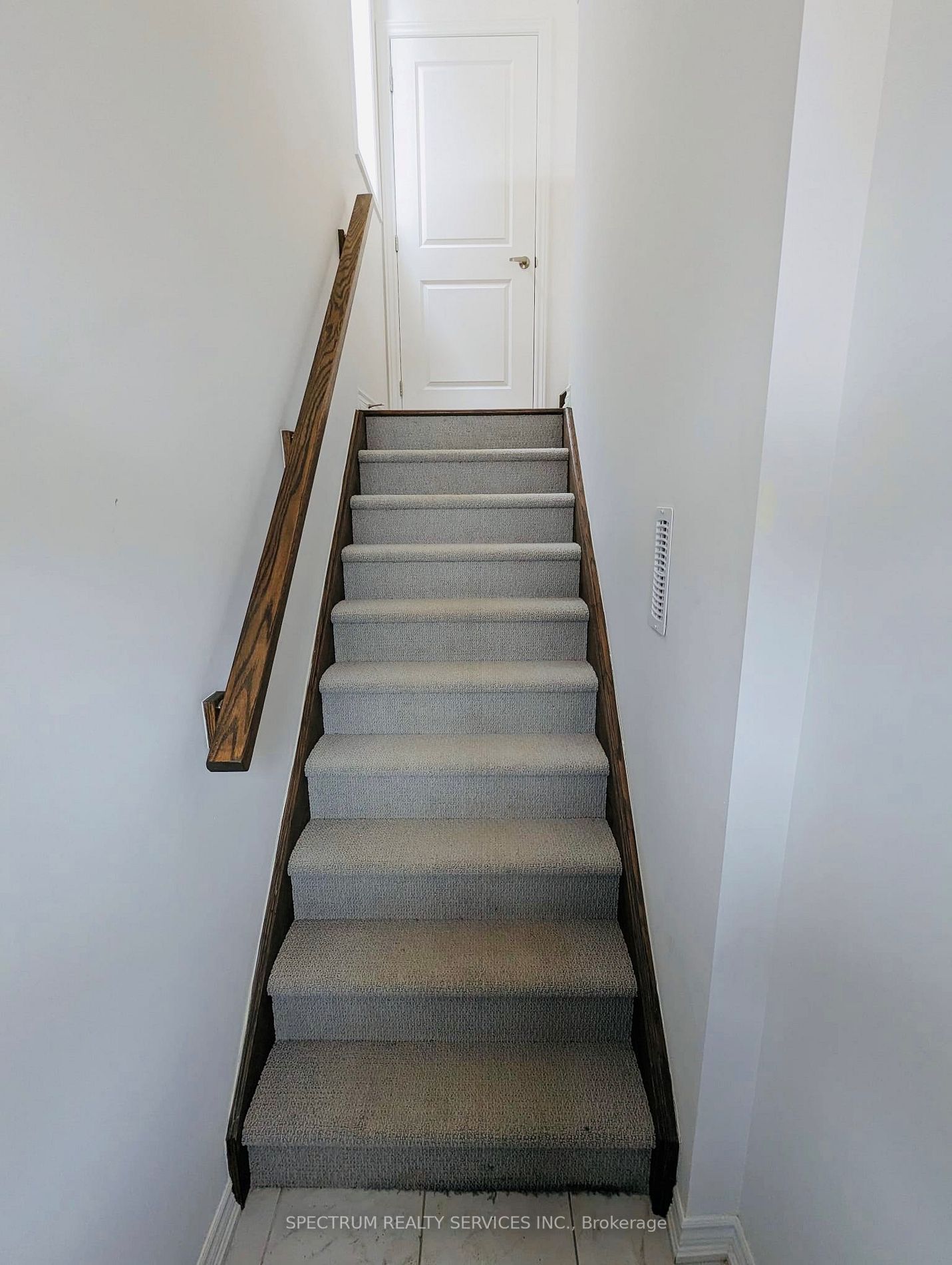 Listing X5929408 - Large Photo # 2