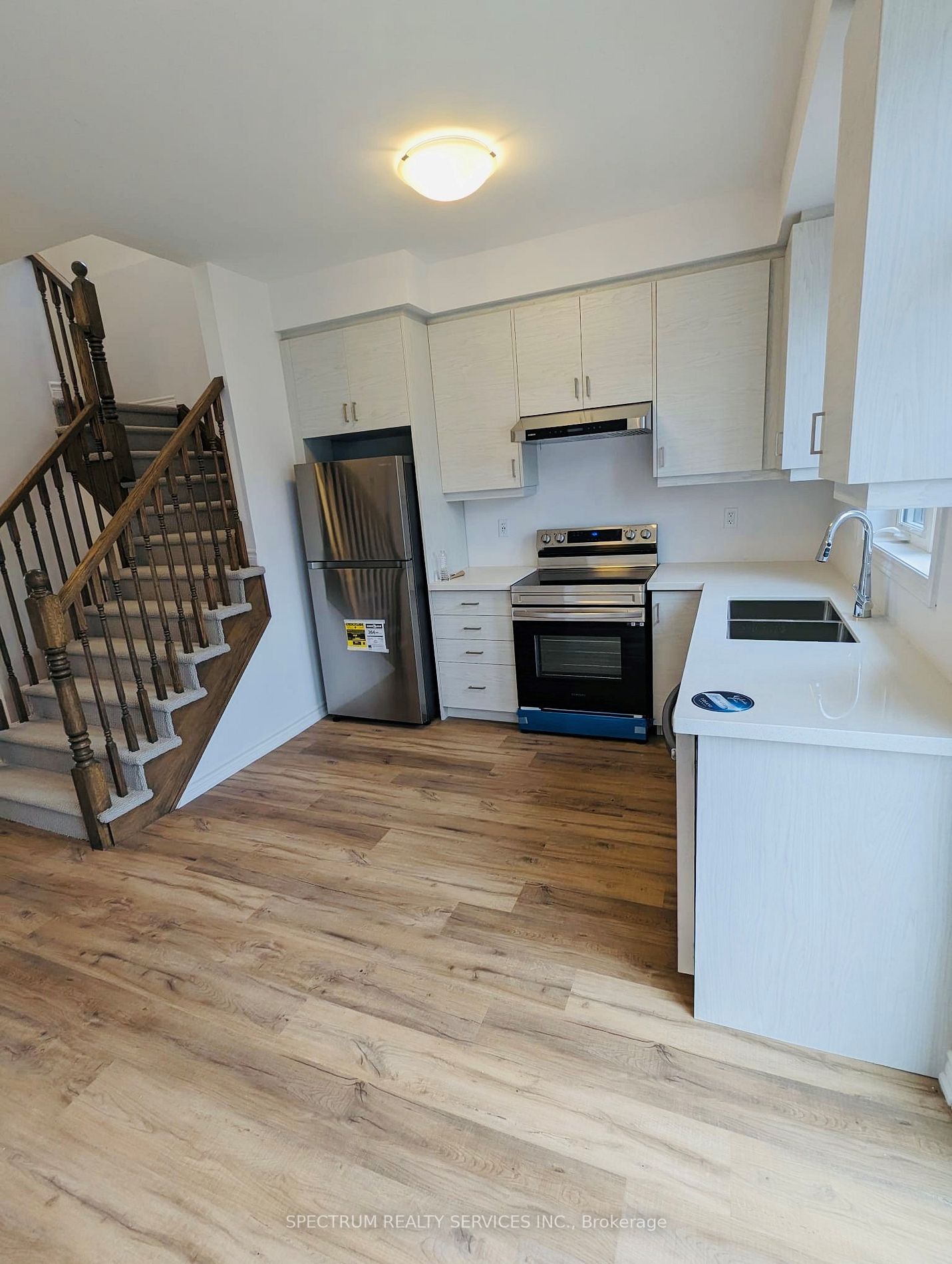 Listing X5929408 - Large Photo # 3