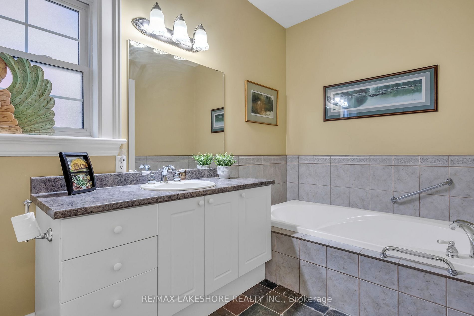 Listing X5929632 - Large Photo # 18