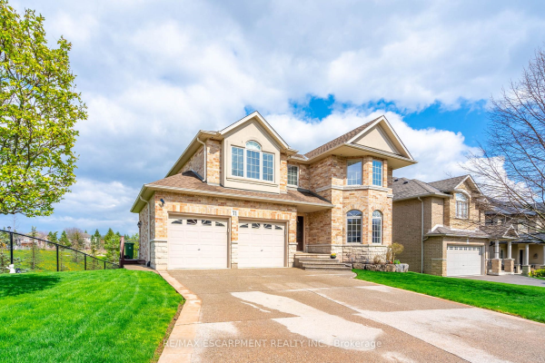 71 Newcombe Rd