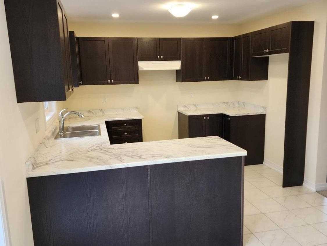 Listing X5930335 - Large Photo # 2