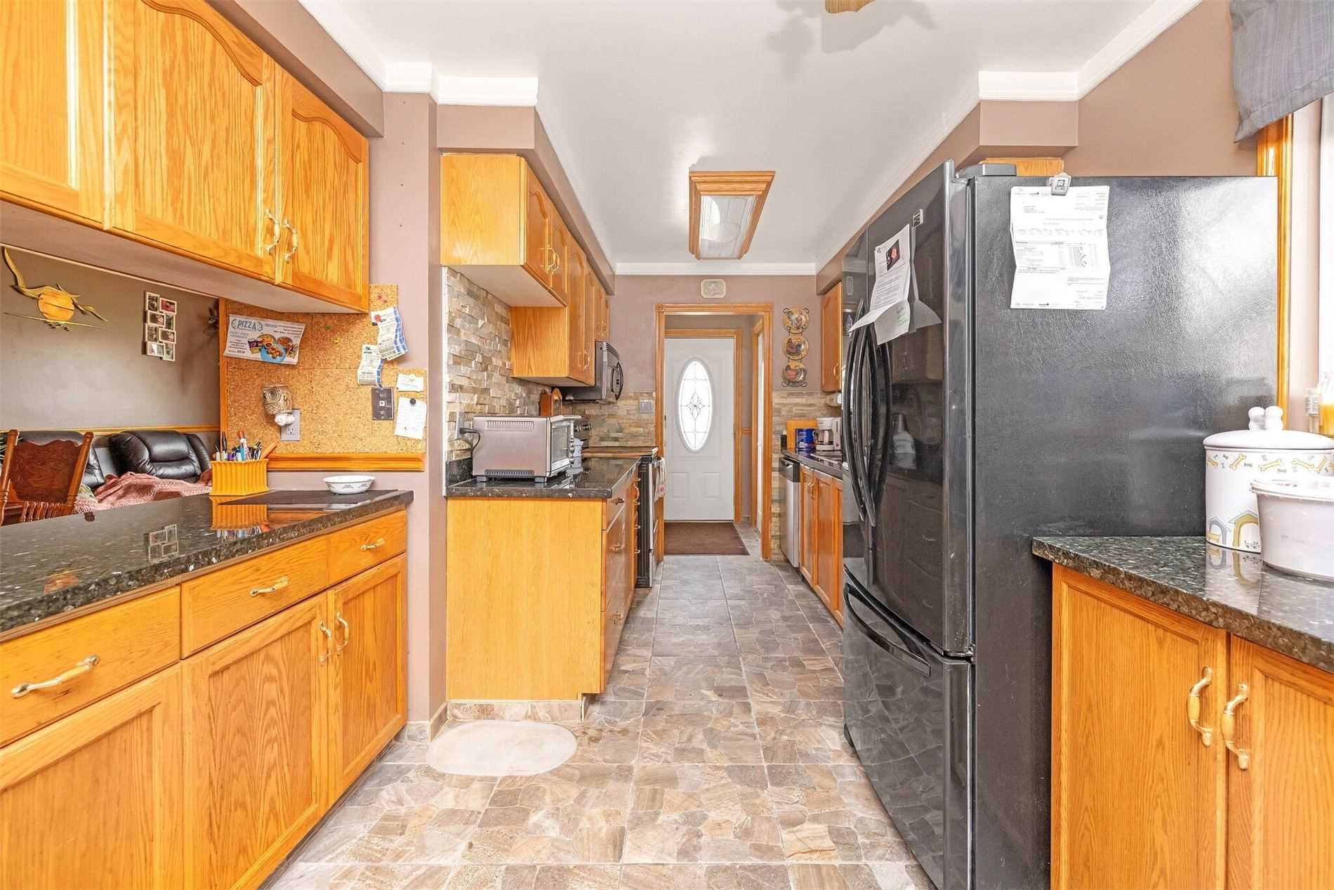 Listing X5930461 - Large Photo # 18