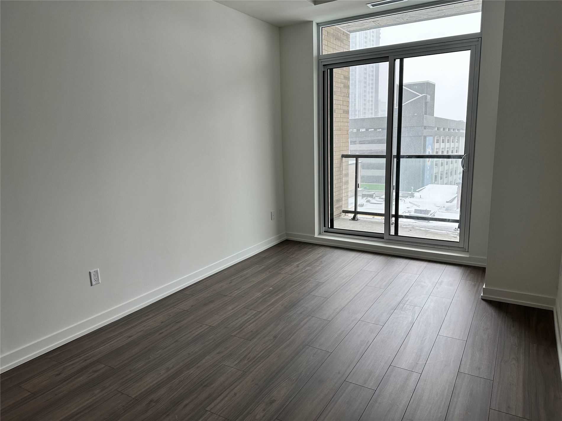 55 Duke Street W #415