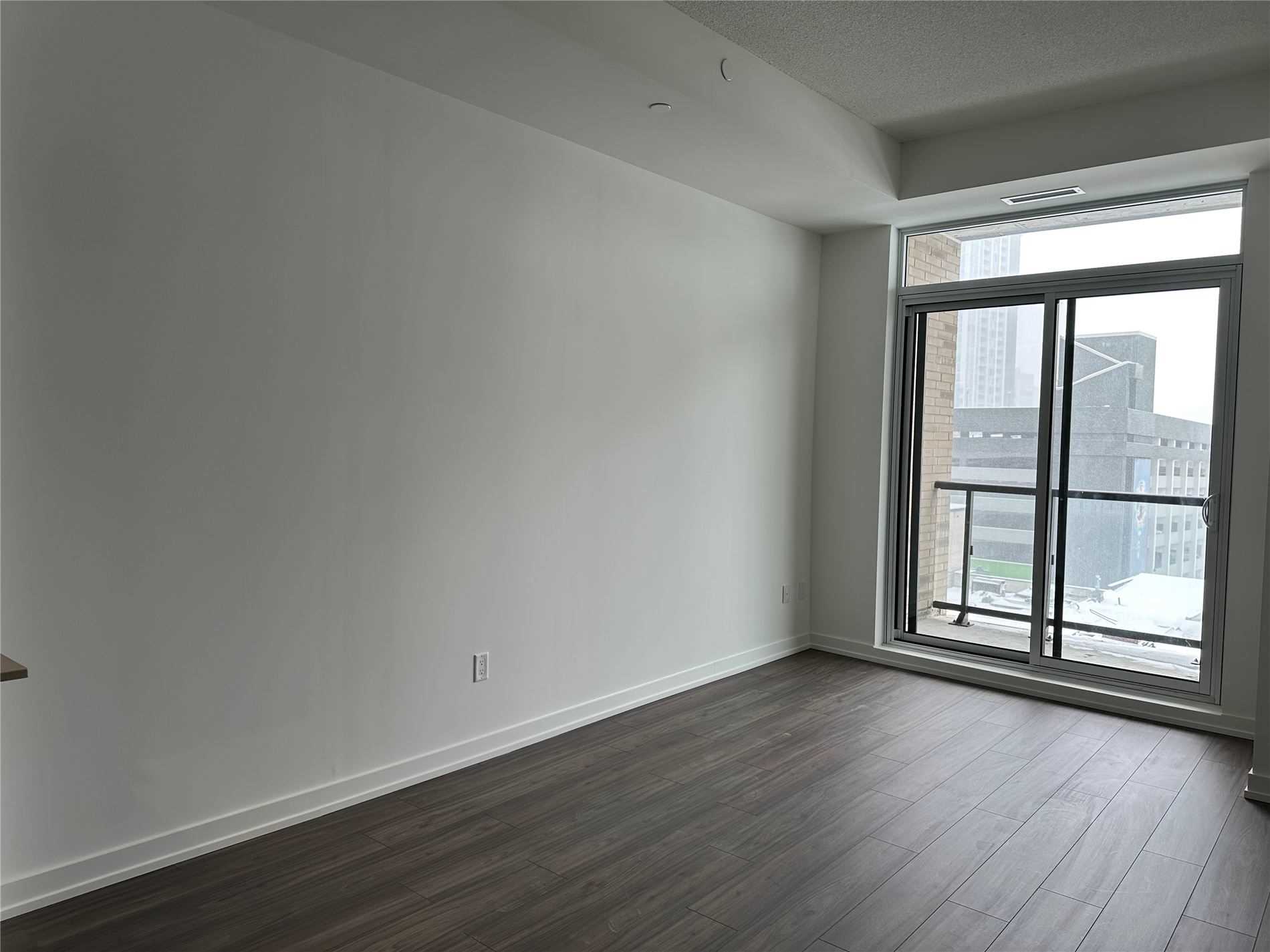 55 Duke Street W #415