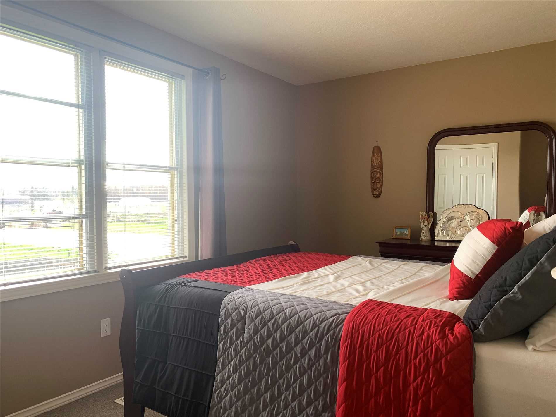 Listing X5931023 - Large Photo # 33