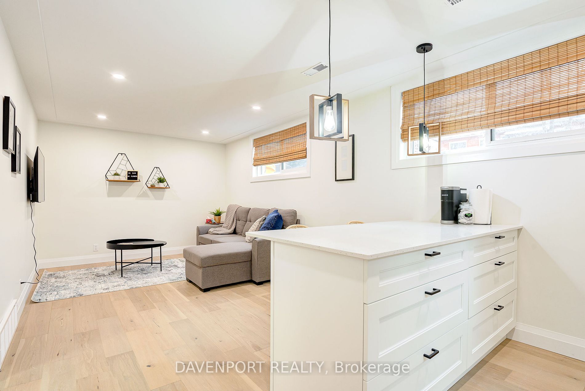 27 Grenville Avenue